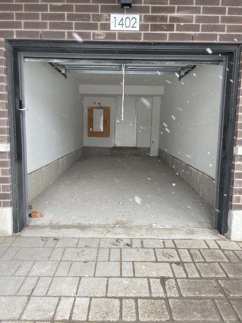 Photo 2 of Unit 1402, 1695 Dersan Street, Pickering, Duffin Heights — HOMEH