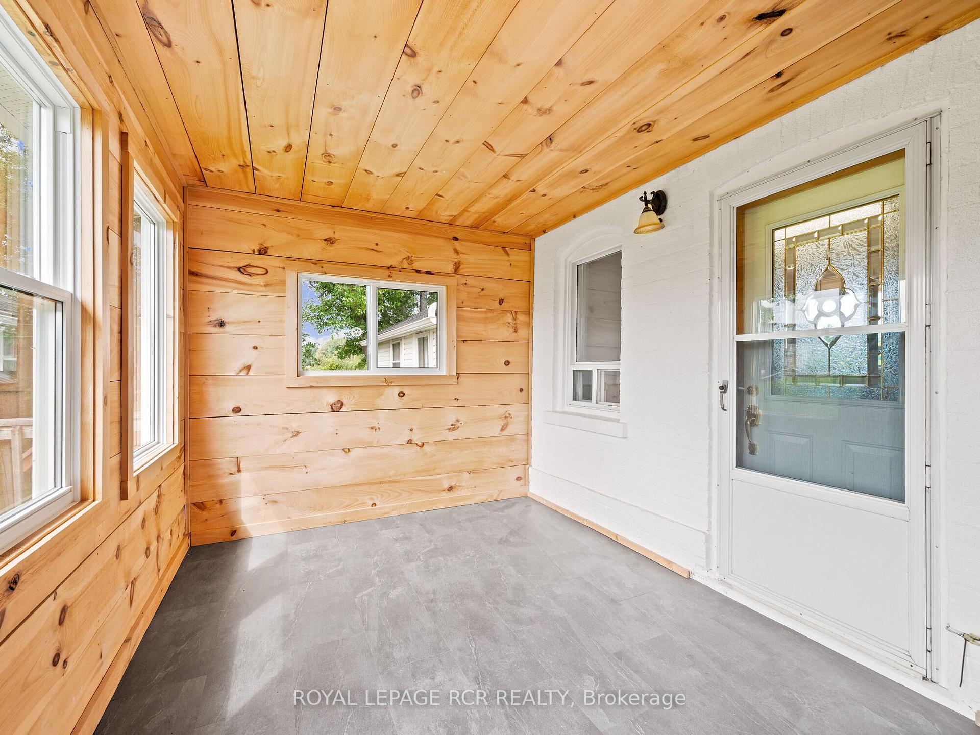 Photo 7 of 316910 Highway 6, Chatsworth — HOMEH