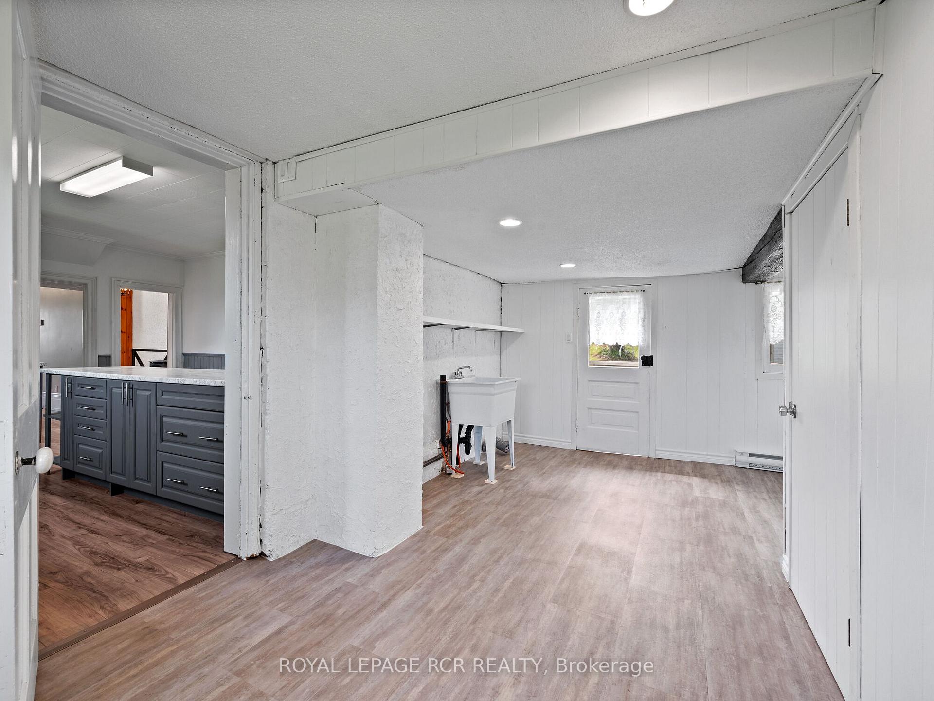 Photo 22 of 316910 Highway 6, Chatsworth — HOMEH