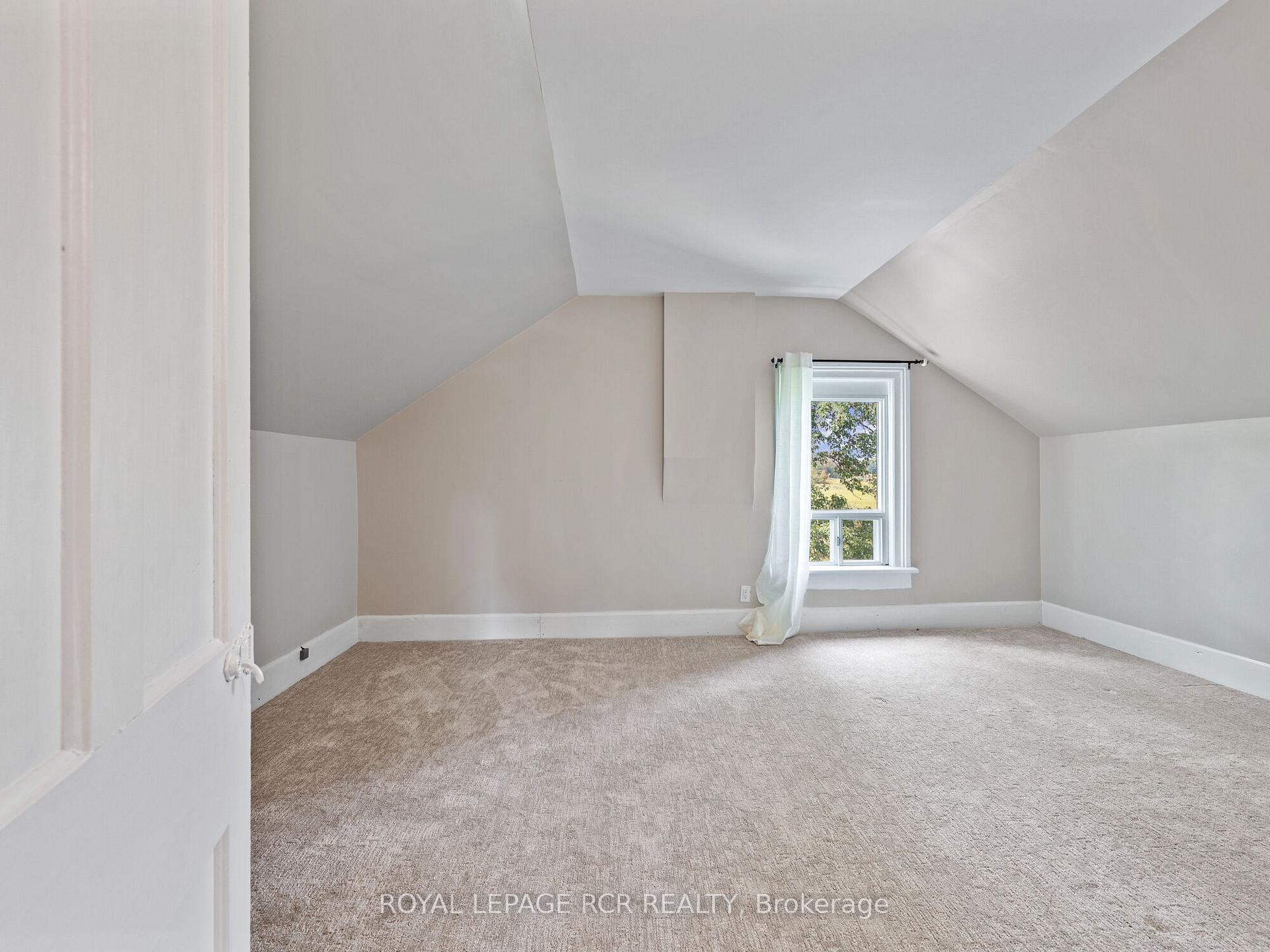 Photo 30 of 316910 Highway 6, Chatsworth — HOMEH