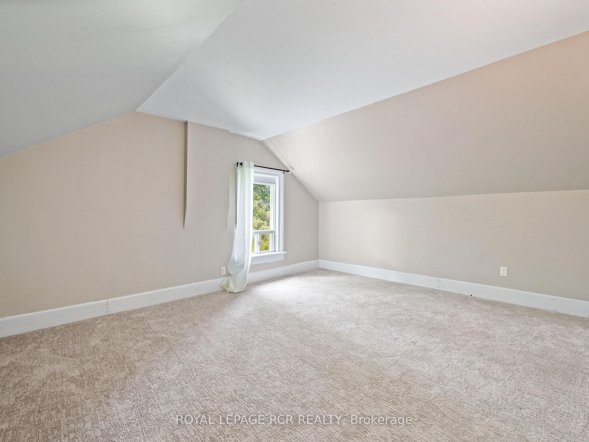Photo 31 of 316910 Highway 6, Chatsworth — HOMEH