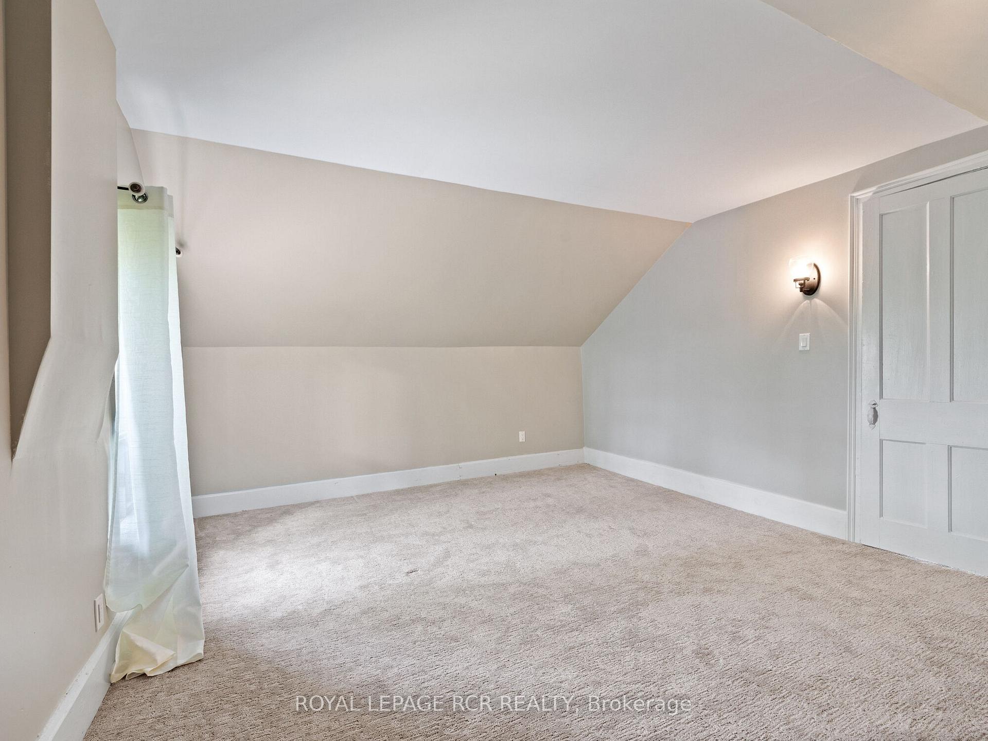 Photo 33 of 316910 Highway 6, Chatsworth — HOMEH