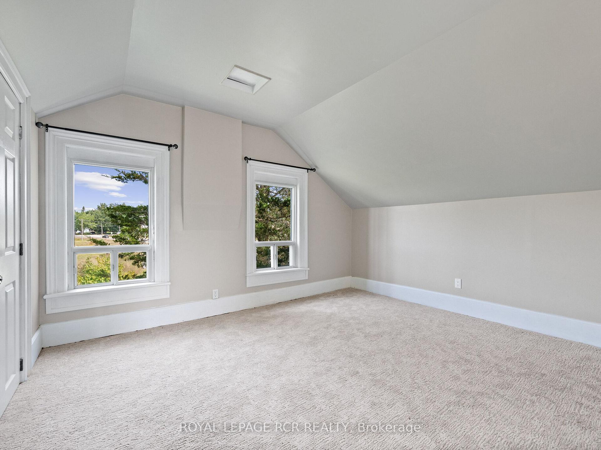 Photo 38 of 316910 Highway 6, Chatsworth — HOMEH