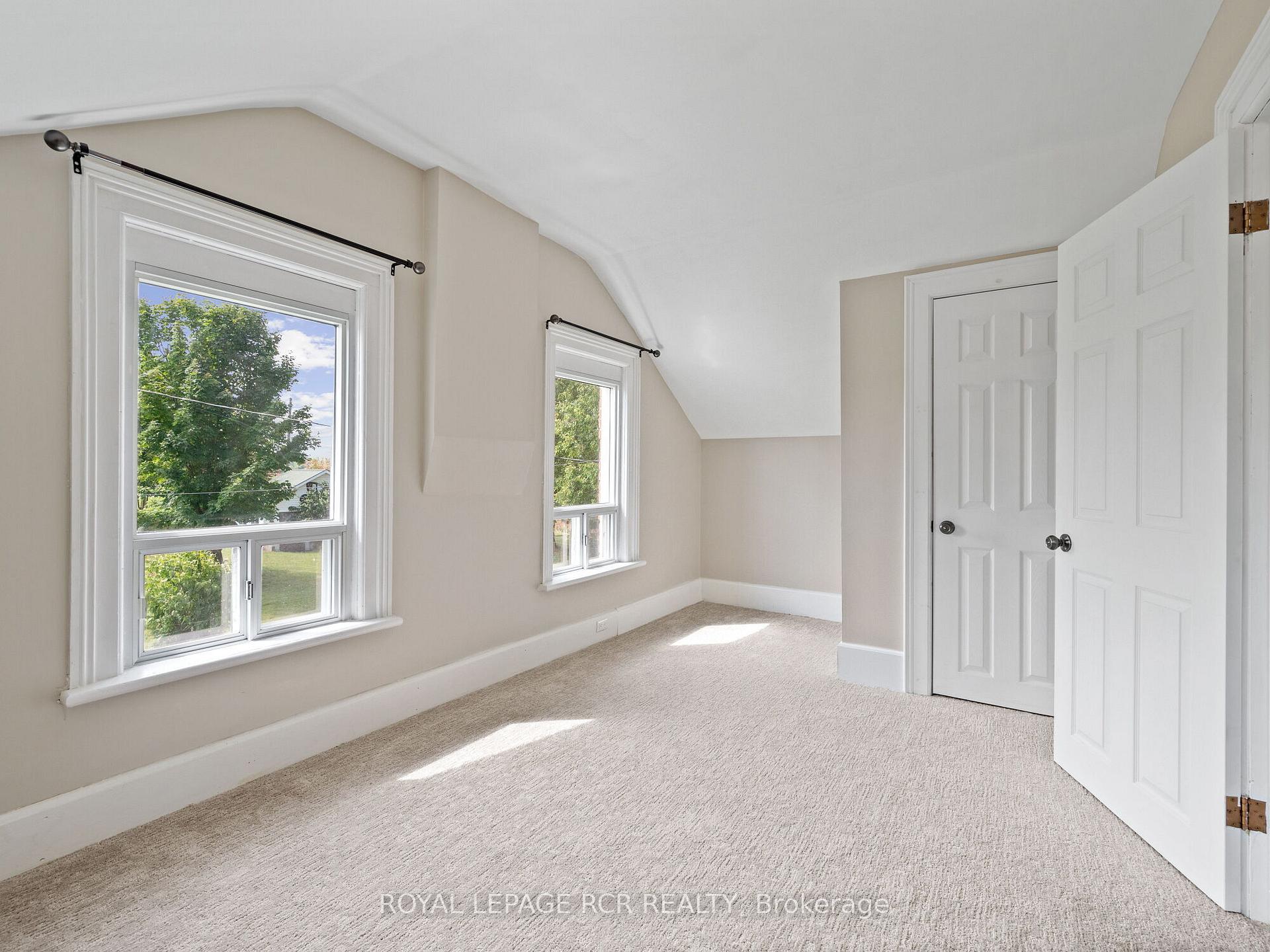 Photo 40 of 316910 Highway 6, Chatsworth — HOMEH