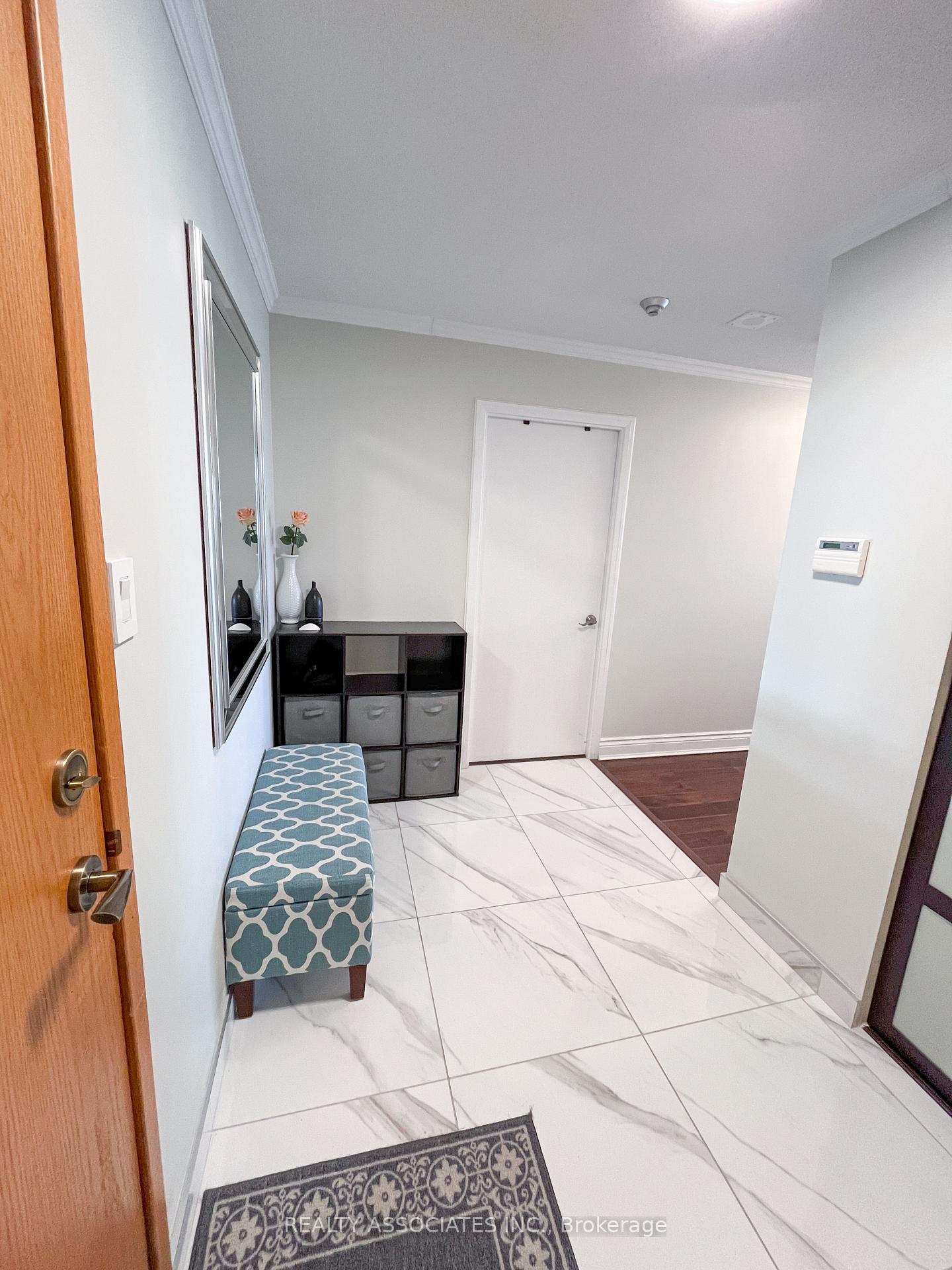 Photo 1 of Unit 2006, 215 Wynford Drive, Toronto, Flemingdon Park — HOMEH