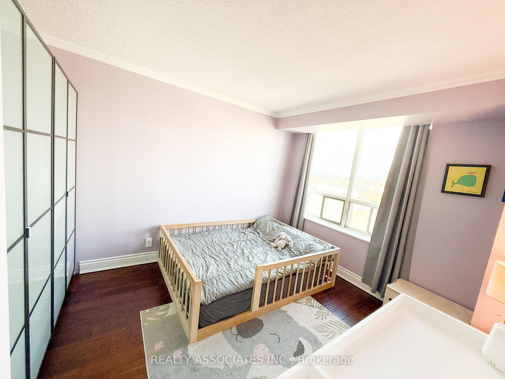 Photo 8 of Unit 2006, 215 Wynford Drive, Toronto, Flemingdon Park — HOMEH