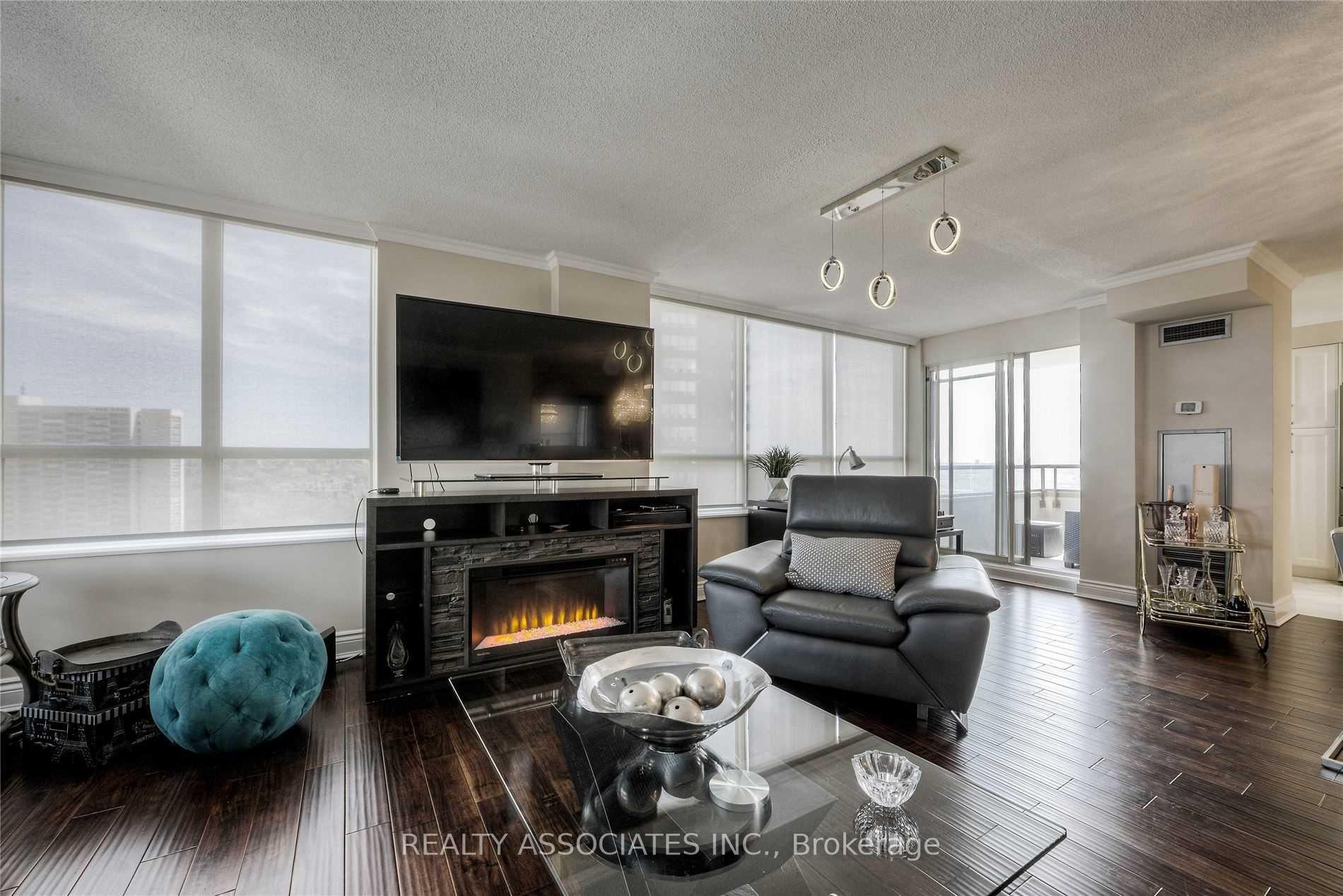 Photo 17 of Unit 2006, 215 Wynford Drive, Toronto, Flemingdon Park — HOMEH