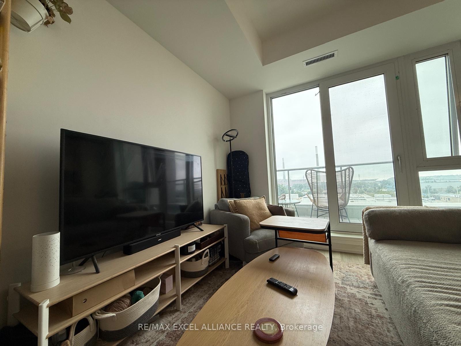Photo 11 of Unit 805, 150 Logan Avenue, Toronto, South Riverdale — HOMEH