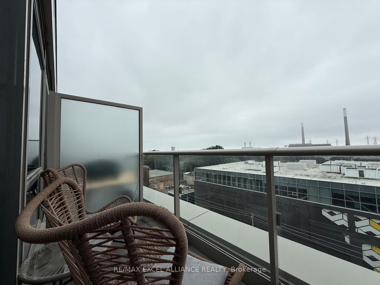 Photo 12 of Unit 805, 150 Logan Avenue, Toronto, South Riverdale — HOMEH