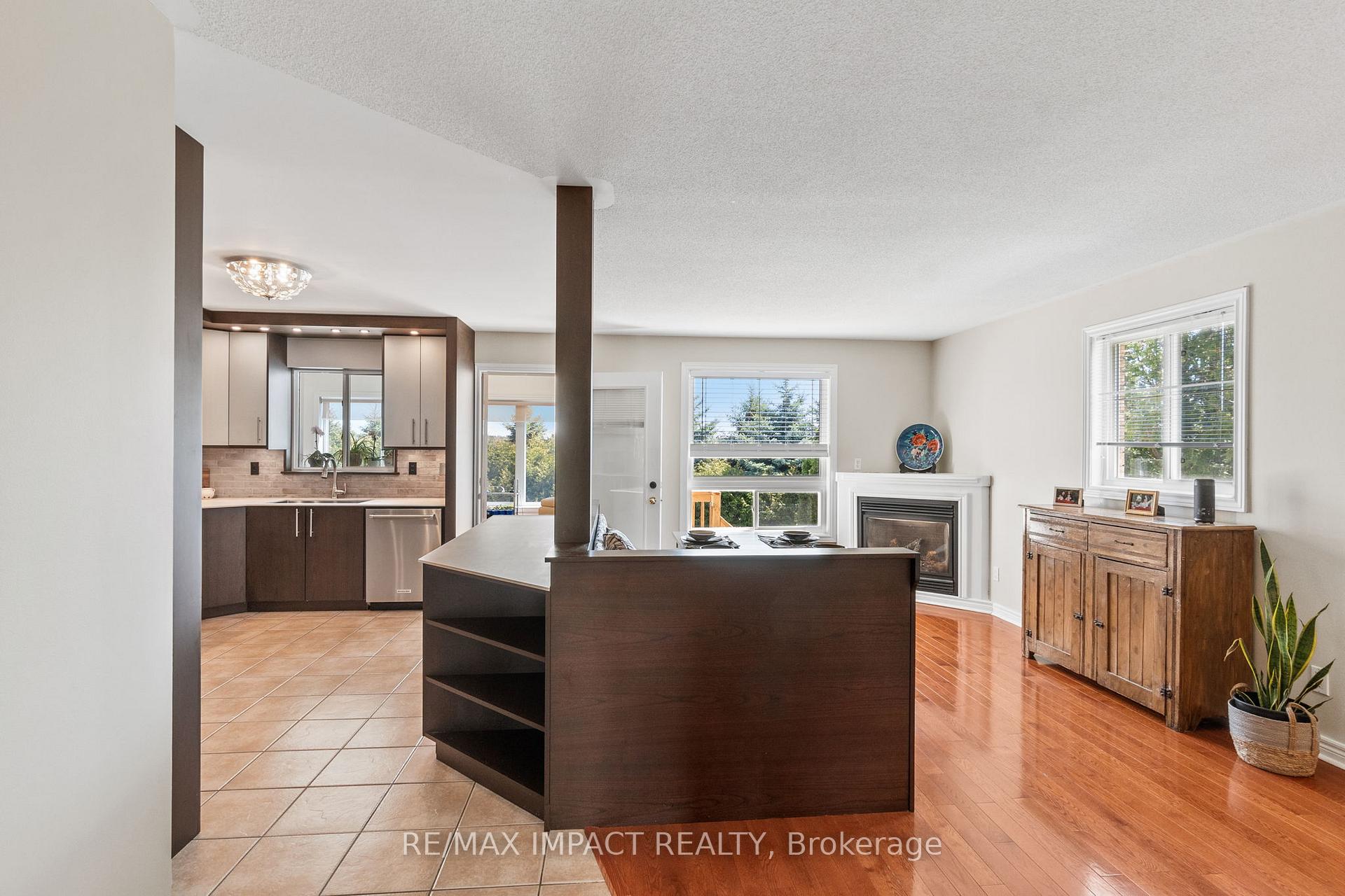 Photo 10 of 293 Ivey Crescent, Cobourg — HOMEH