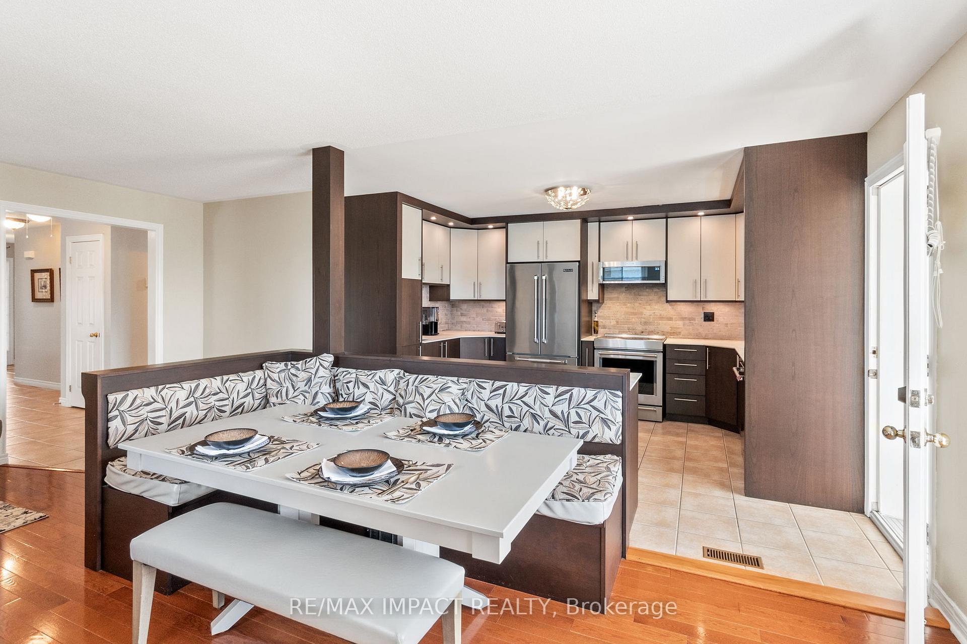 Photo 13 of 293 Ivey Crescent, Cobourg — HOMEH