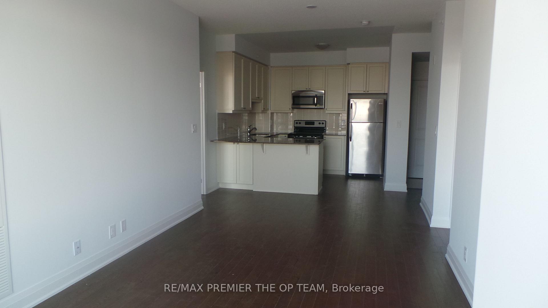 Photo 5 of Unit 806, 12 Woodstream Boulevard, Vaughan, Vaughan Grove — HOMEH