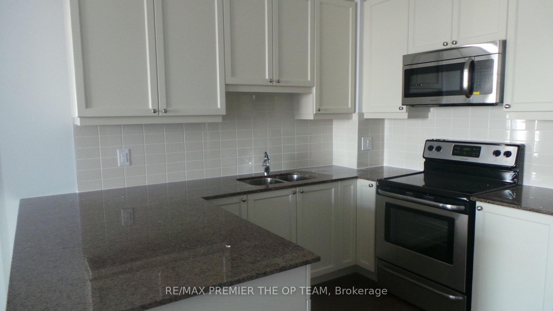 Photo 6 of Unit 806, 12 Woodstream Boulevard, Vaughan, Vaughan Grove — HOMEH