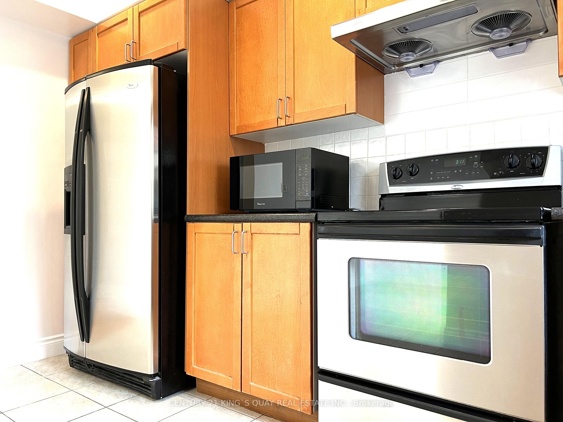 Photo 11 of 184 Legends Way, Markham, Unionville — HOMEH