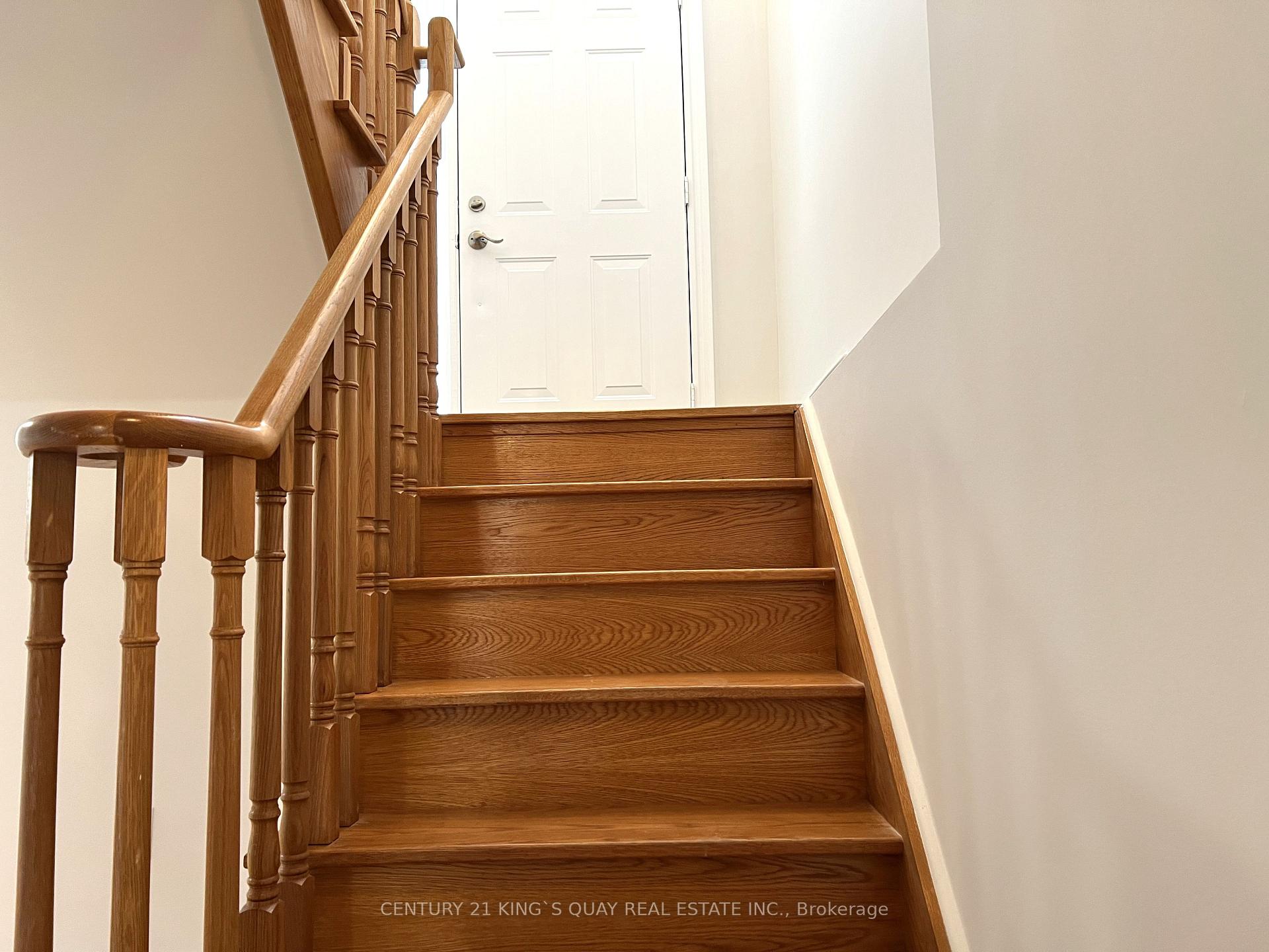 Photo 18 of 184 Legends Way, Markham, Unionville — HOMEH
