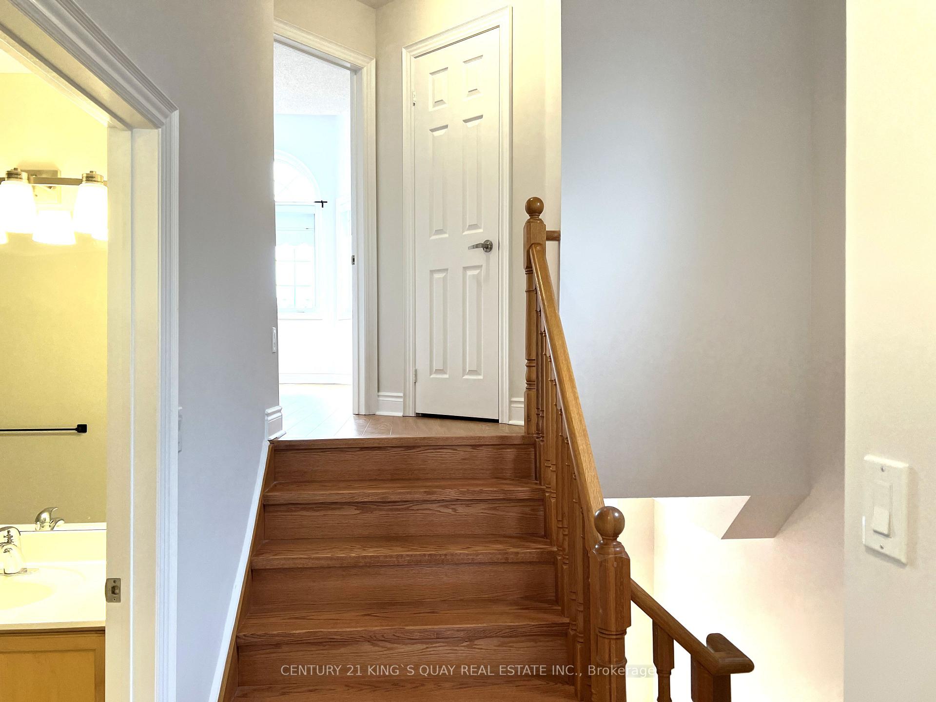 Photo 24 of 184 Legends Way, Markham, Unionville — HOMEH