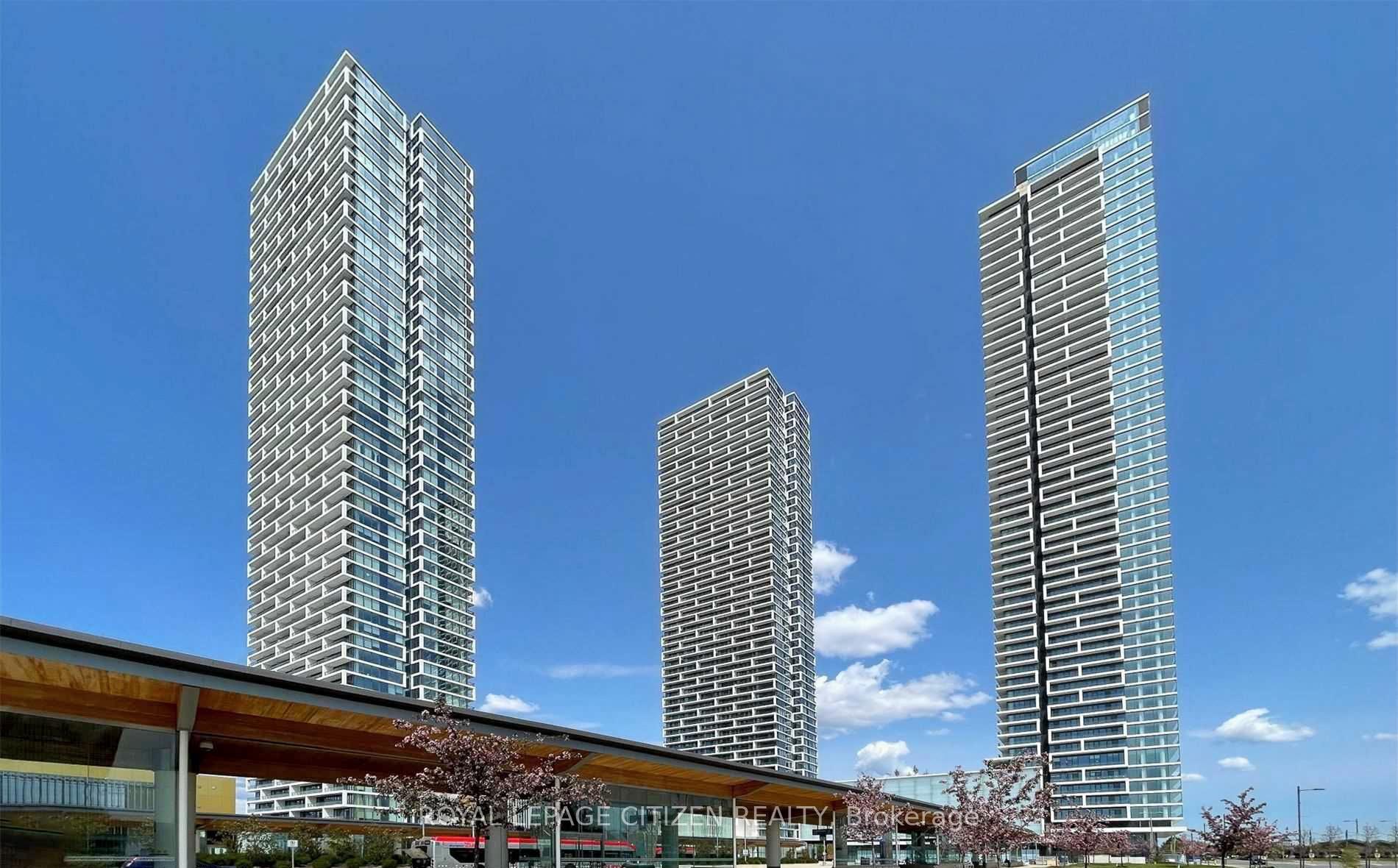 Front of Unit 905, 898 Portage Parkway
