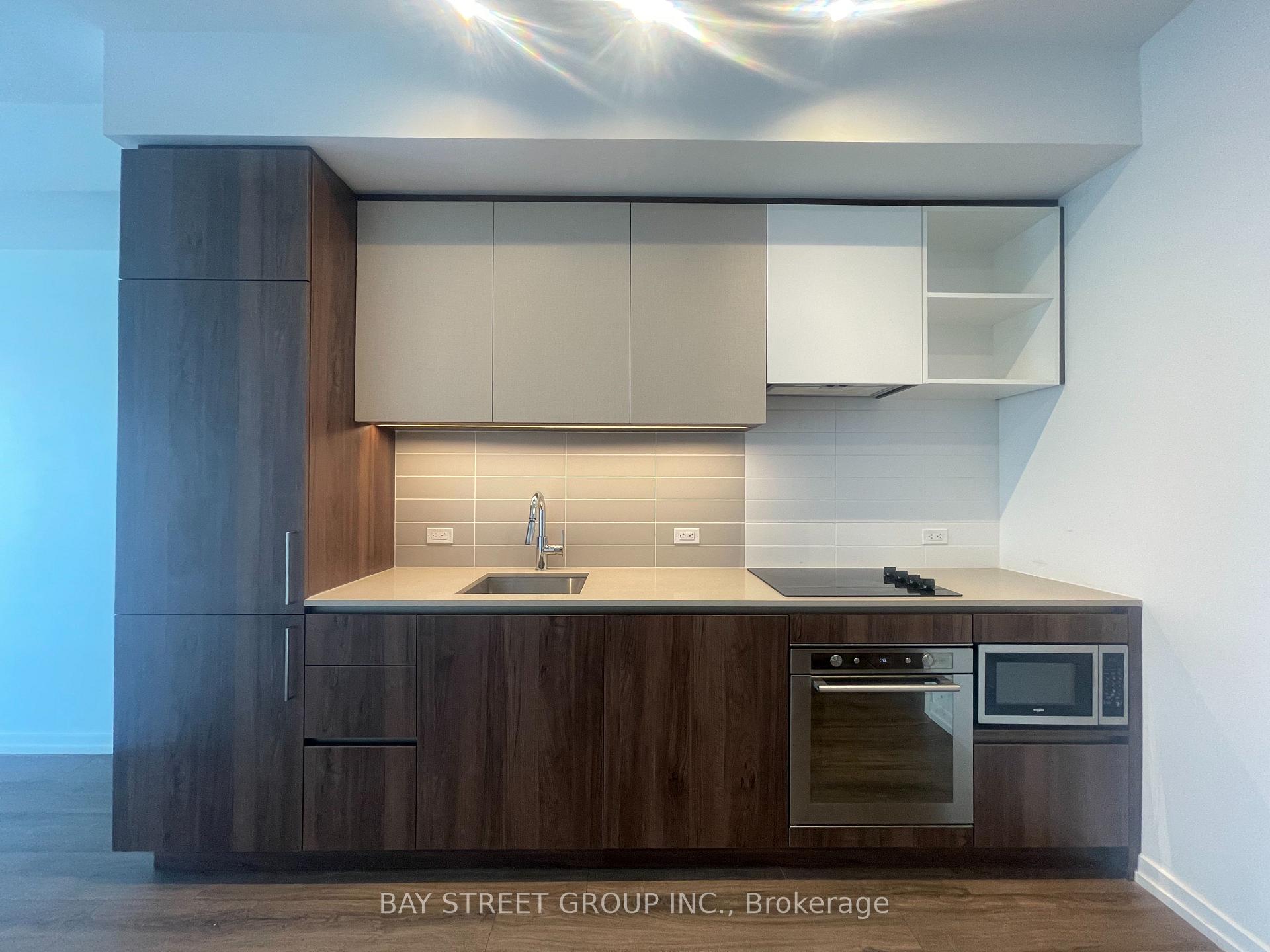 Photo 3 of Unit 2710, 7890 Jane Street, Vaughan, Vaughan Corporate Centre — HOMEH