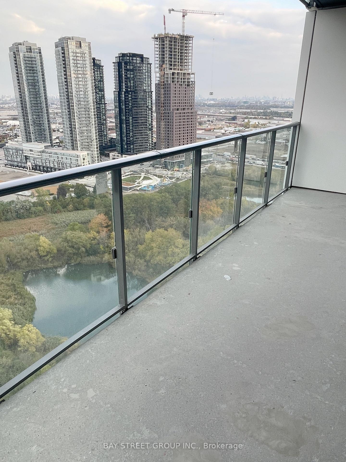 Photo 12 of Unit 2710, 7890 Jane Street, Vaughan, Vaughan Corporate Centre — HOMEH