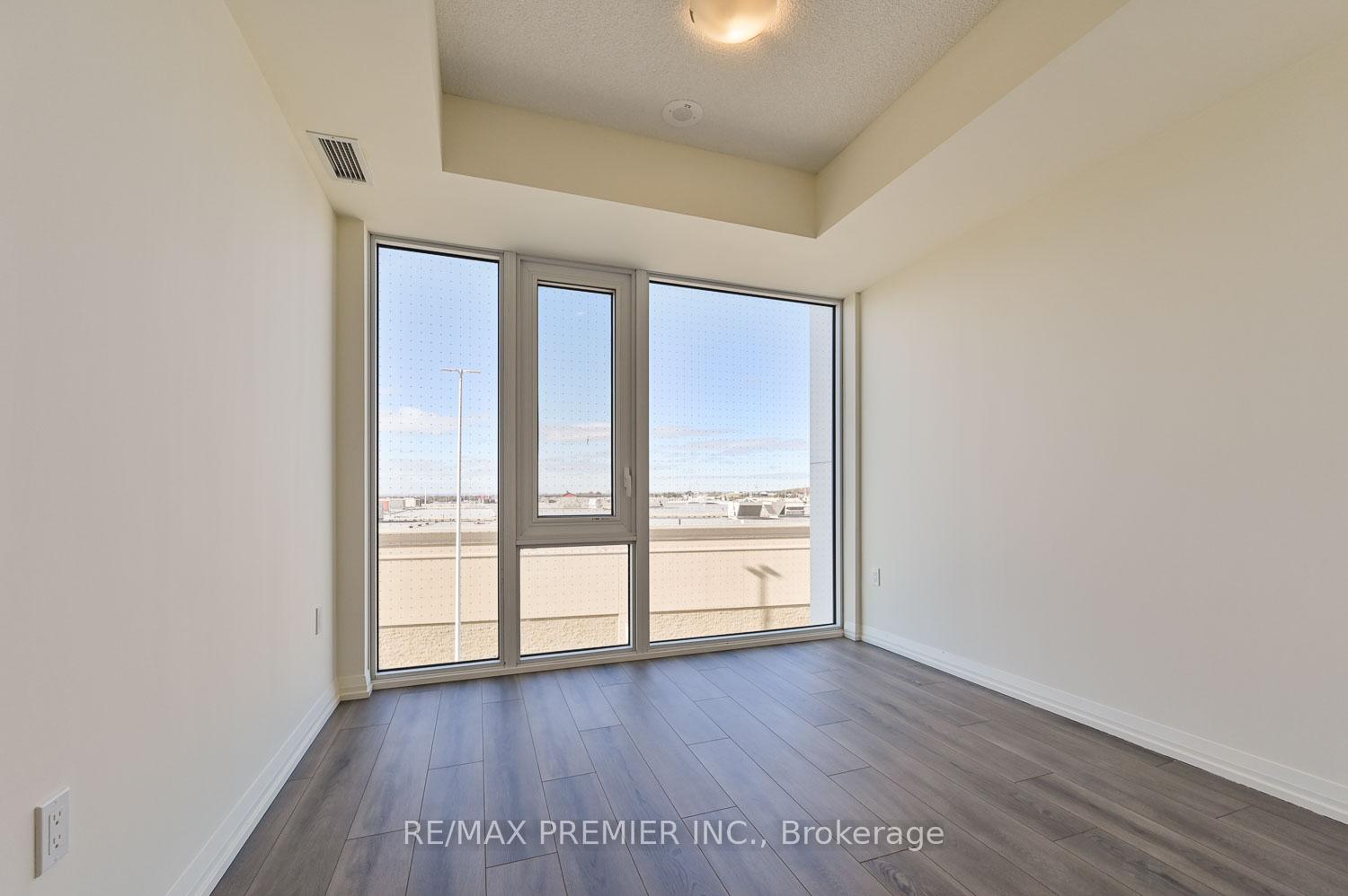 Photo 18 of Unit 415, 27 Korda Gate, Vaughan, Vellore Village — HOMEH