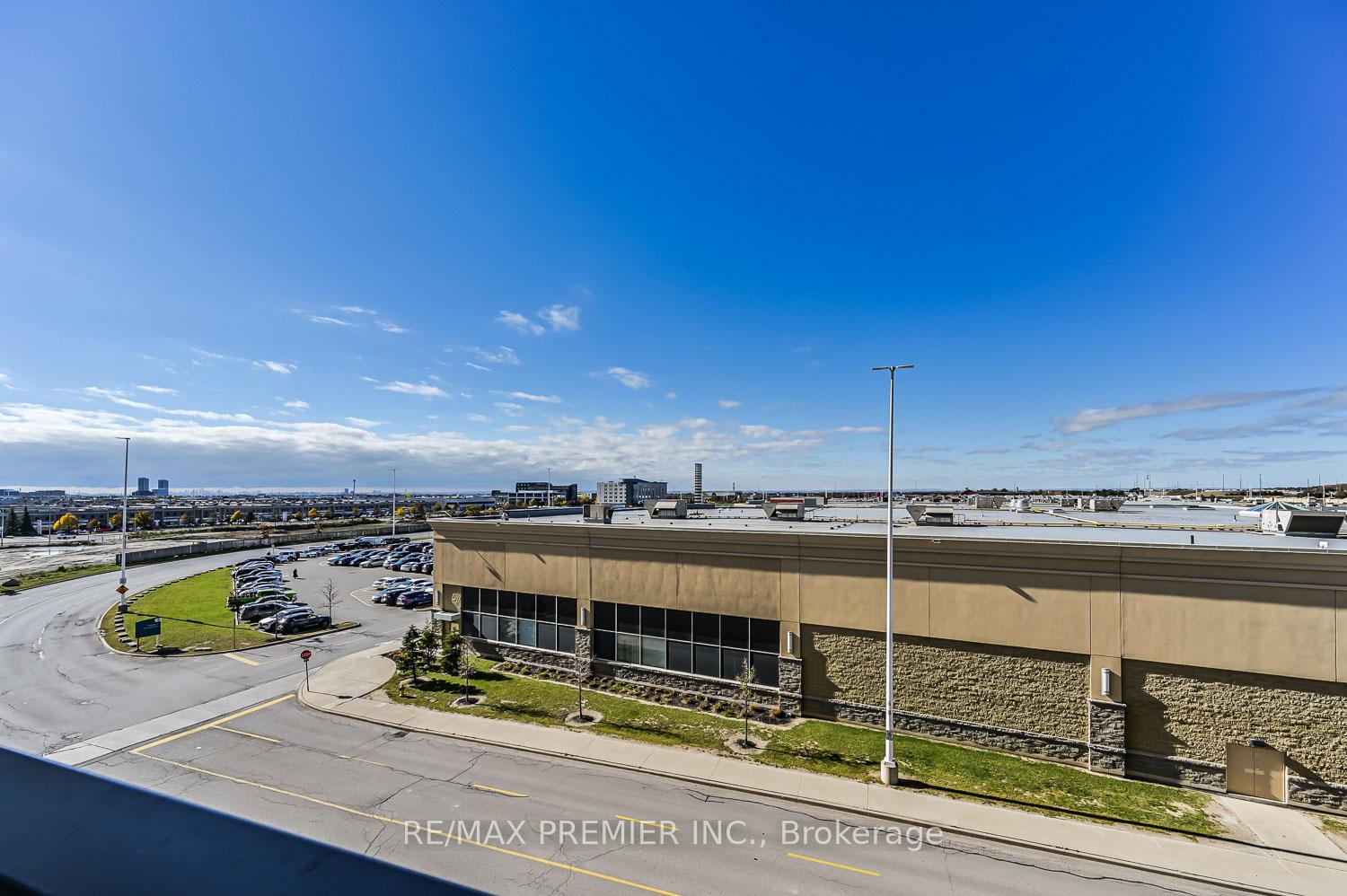 Photo 44 of Unit 415, 27 Korda Gate, Vaughan, Vellore Village — HOMEH