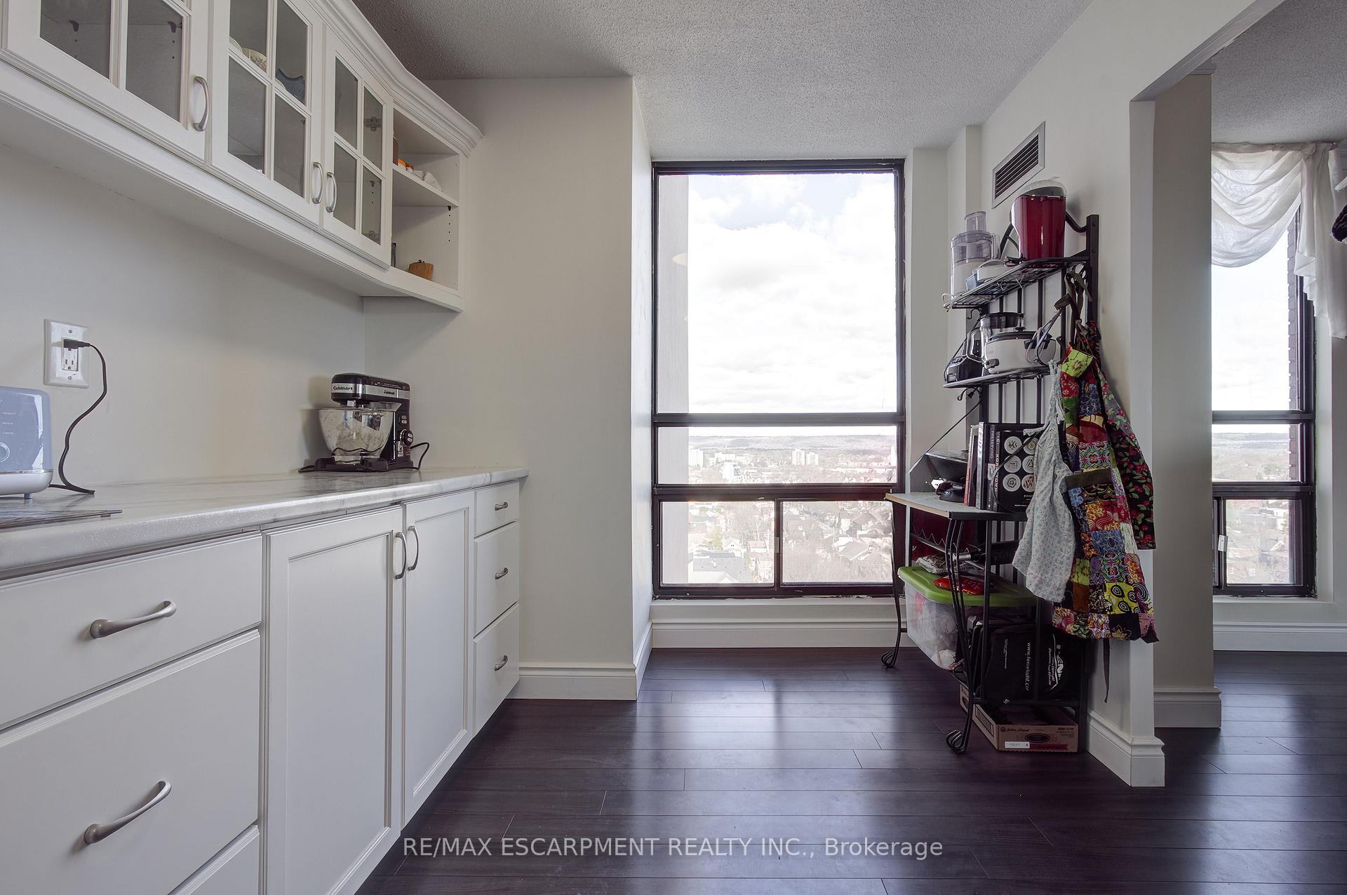 Photo 18 of Unit 1406, 222 Jackson Street W, Hamilton, Durand — HOMEH