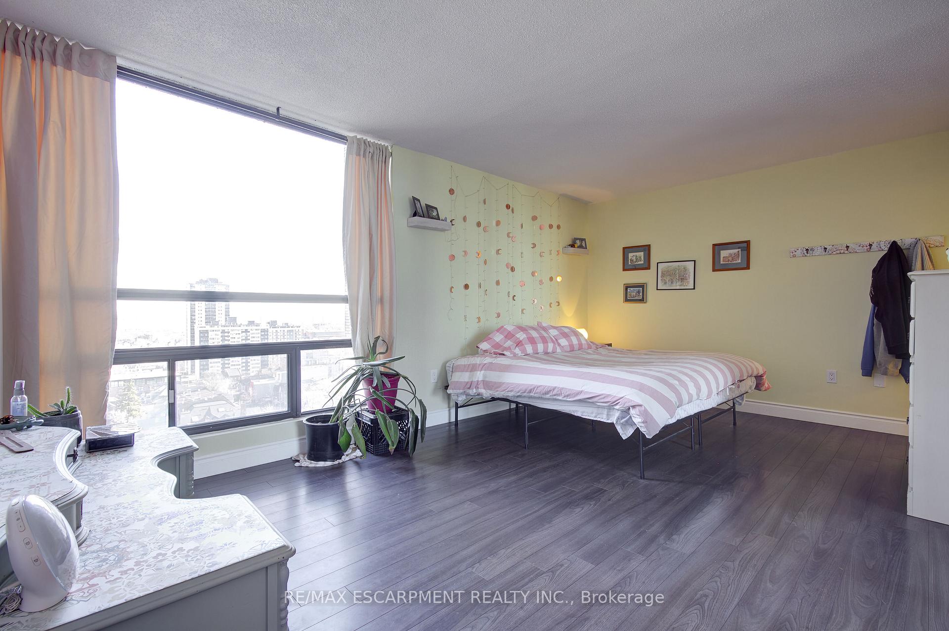 Photo 29 of Unit 1406, 222 Jackson Street W, Hamilton, Durand — HOMEH