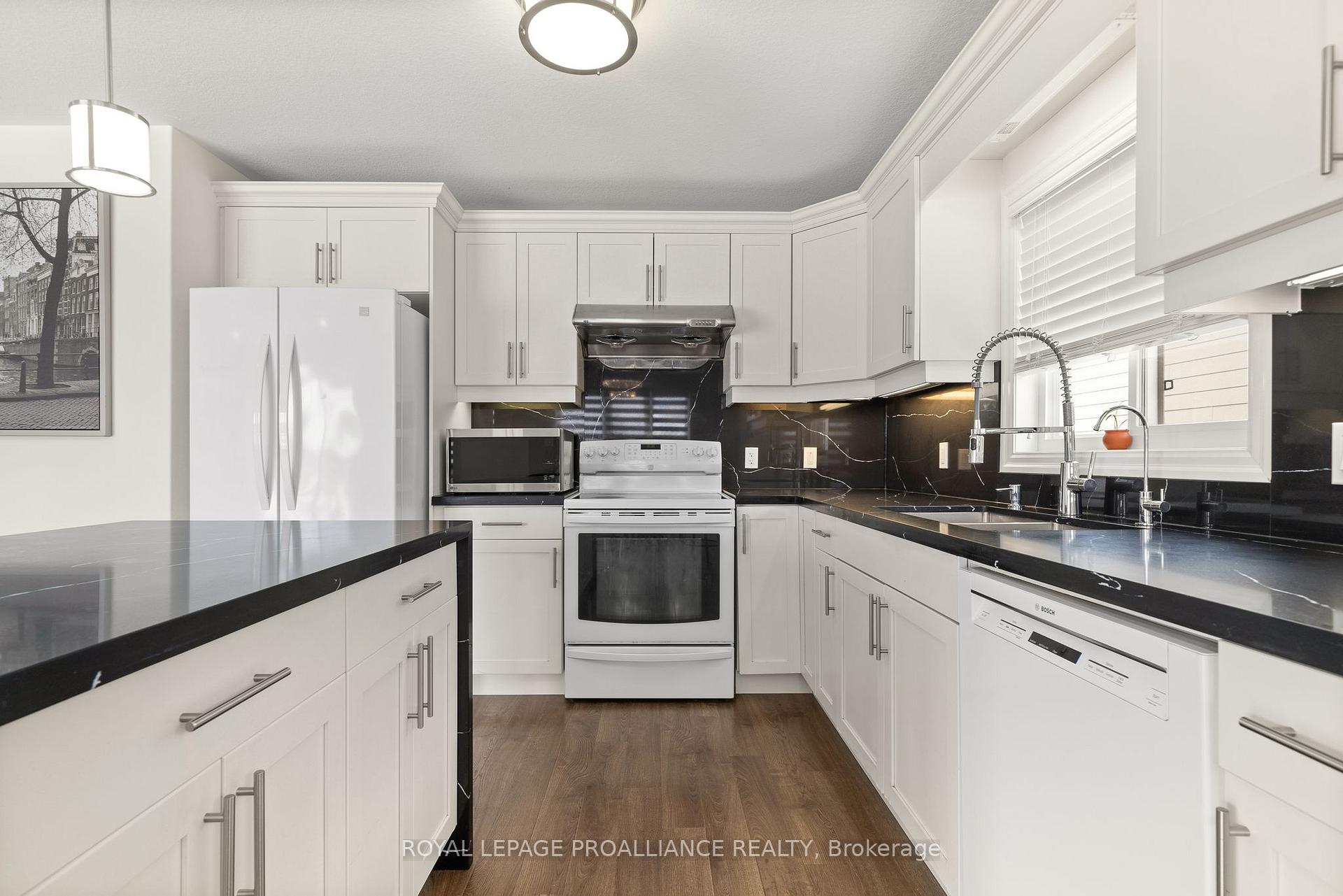 Photo 8 of 49 Tessa Boulevard, Belleville, Belleville Ward — HOMEH