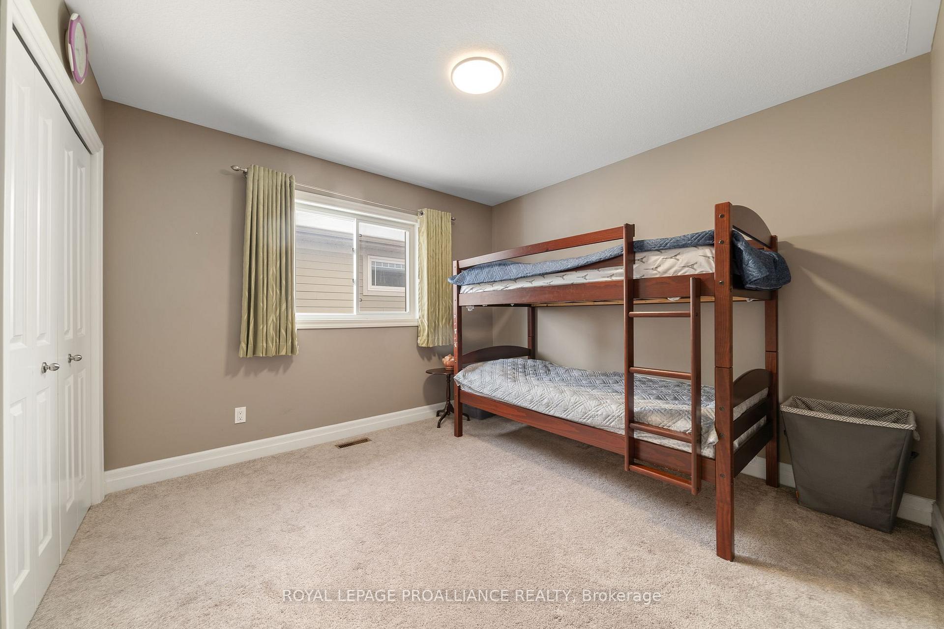 Photo 16 of 49 Tessa Boulevard, Belleville, Belleville Ward — HOMEH