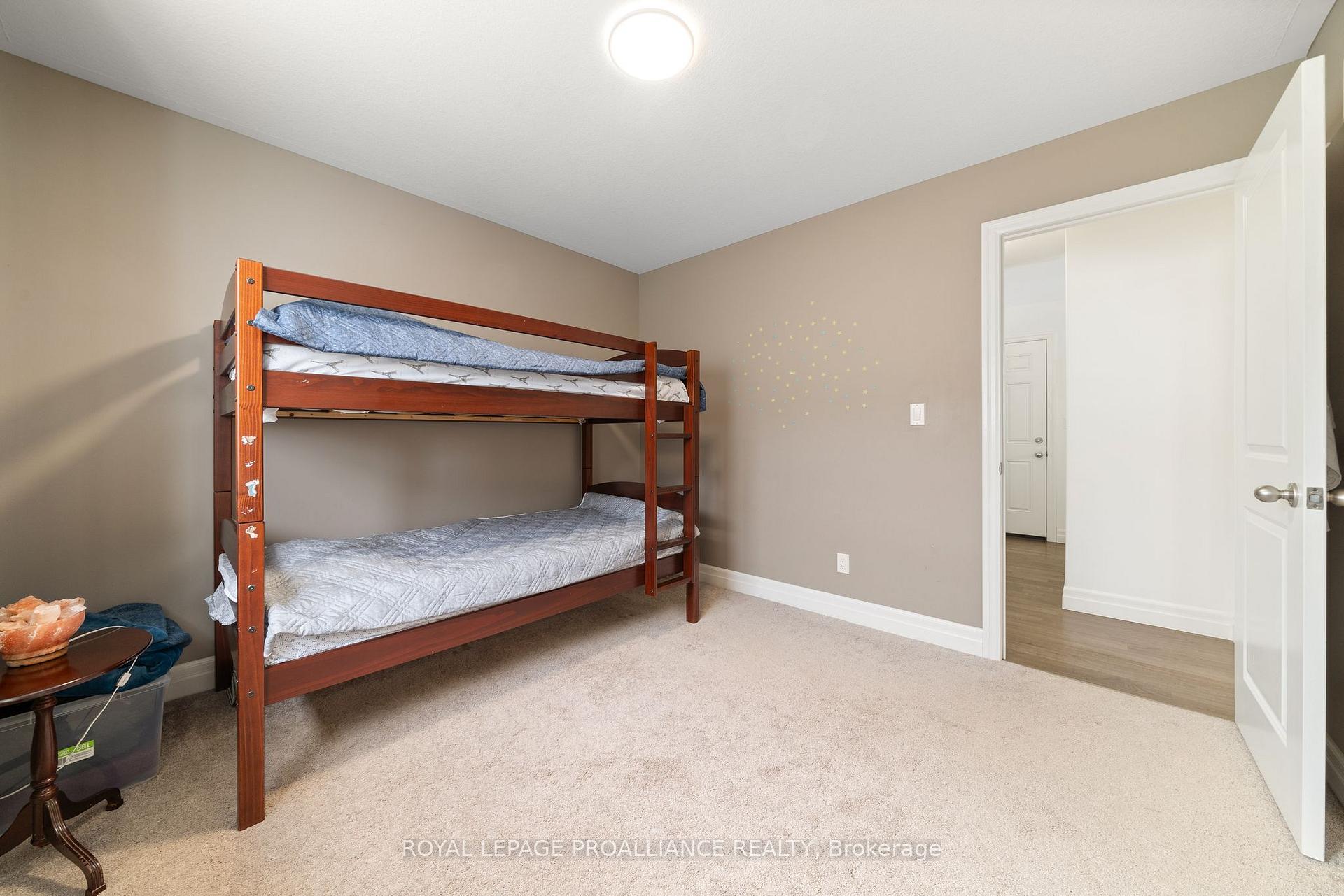 Photo 17 of 49 Tessa Boulevard, Belleville, Belleville Ward — HOMEH