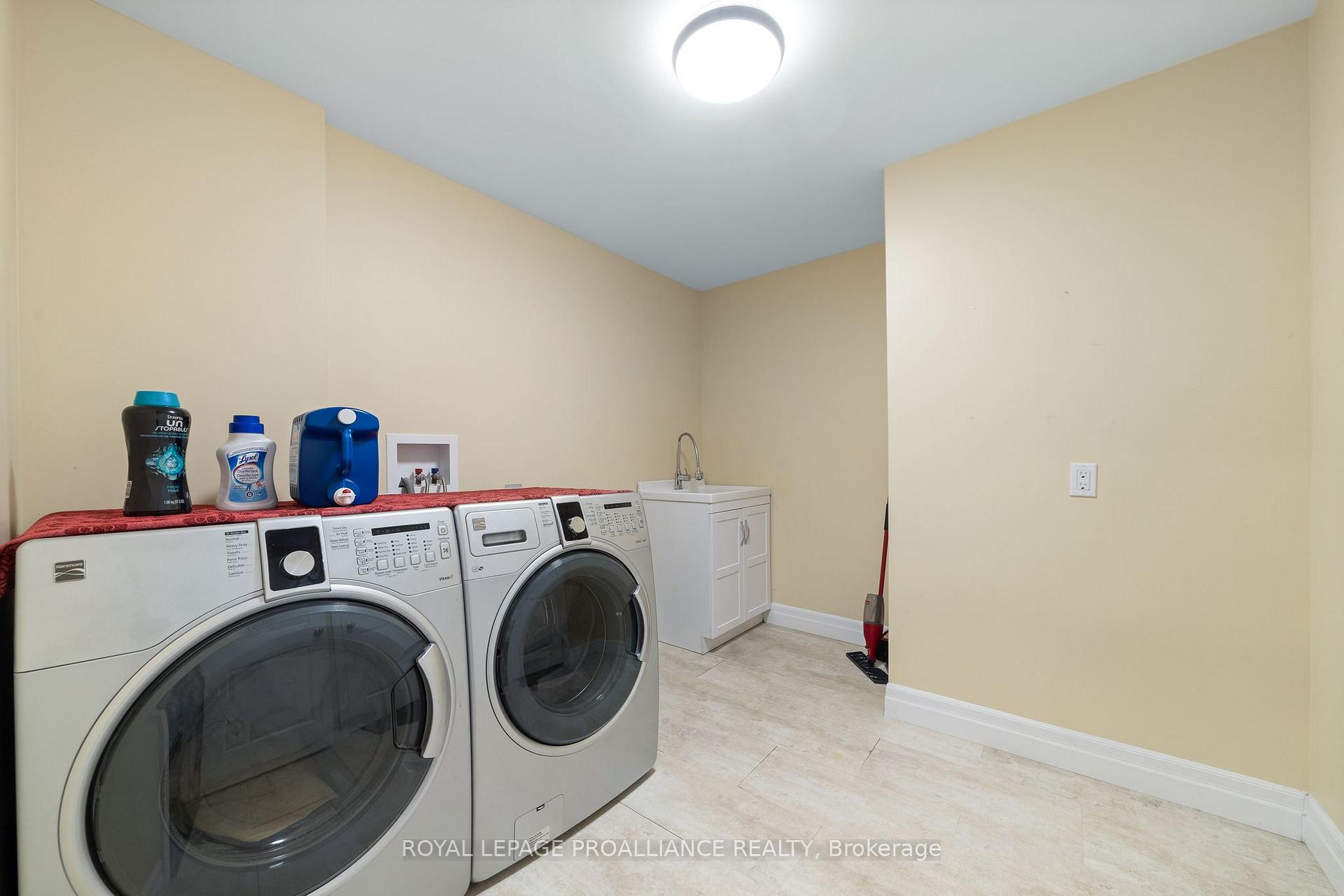 Photo 34 of 49 Tessa Boulevard, Belleville, Belleville Ward — HOMEH
