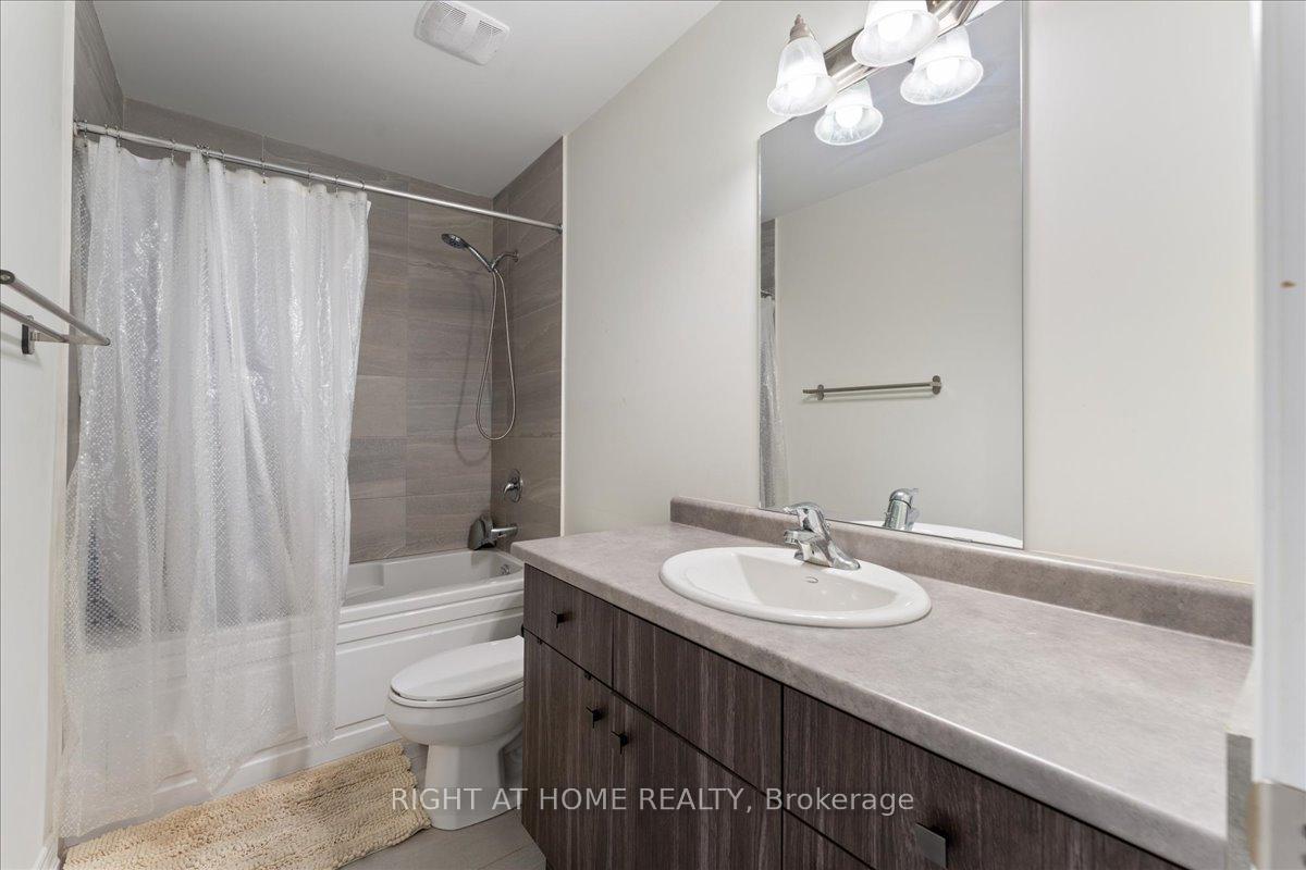 Photo 44 of 52 Dryden Lane, Hamilton, McQuesten — HOMEH