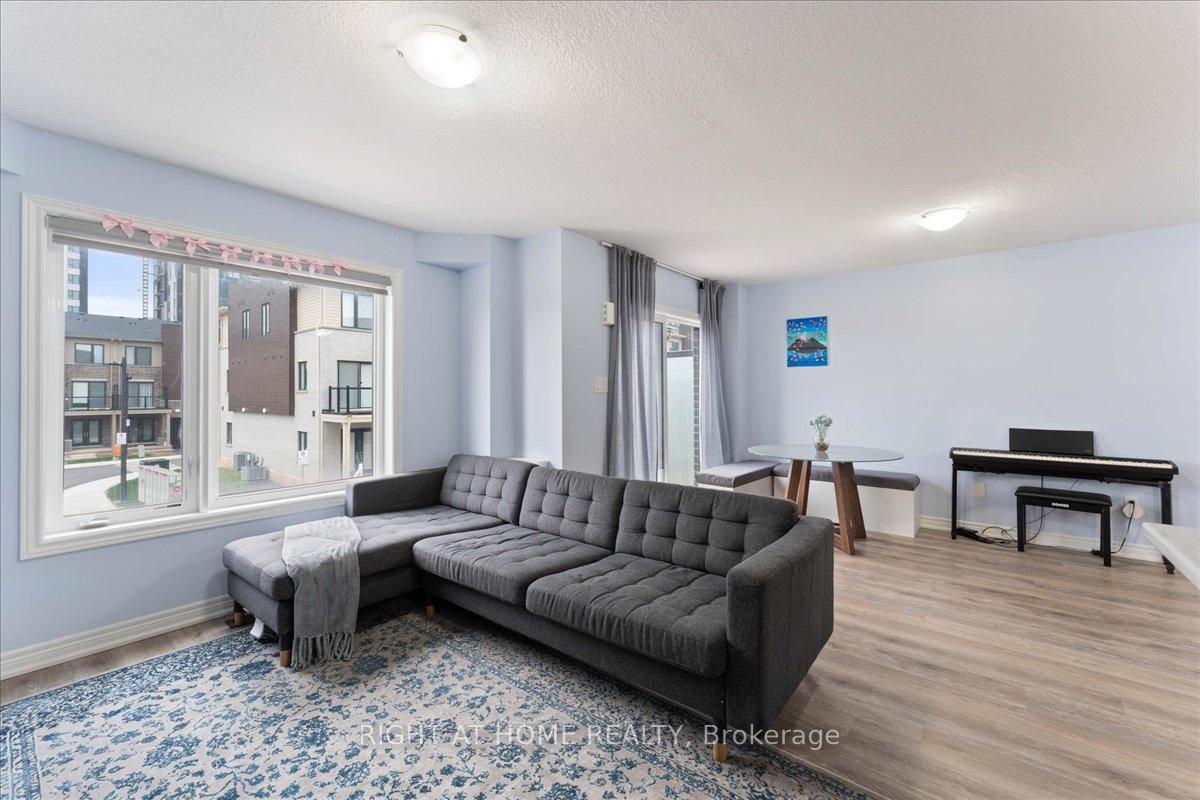 Photo 39 of 52 Dryden Lane, Hamilton, McQuesten — HOMEH
