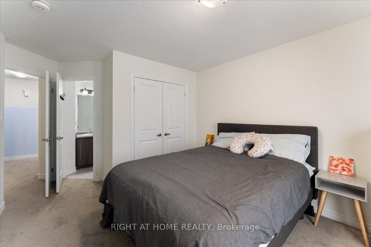 Photo 58 of 52 Dryden Lane, Hamilton, McQuesten — HOMEH
