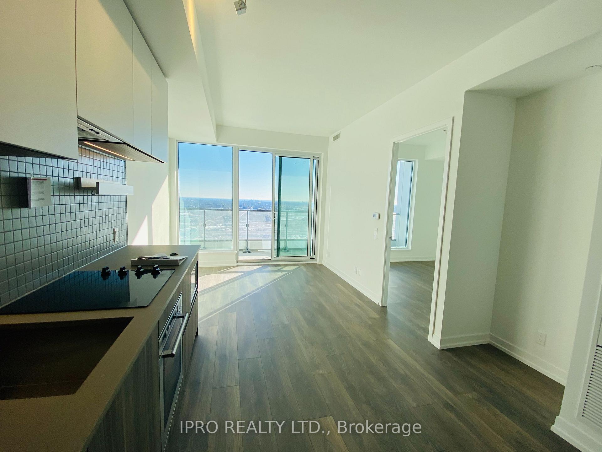 Photo 3 of Unit 5907, 5 Buttermill Avenue, Vaughan, Vaughan Corporate Centre — HOMEH