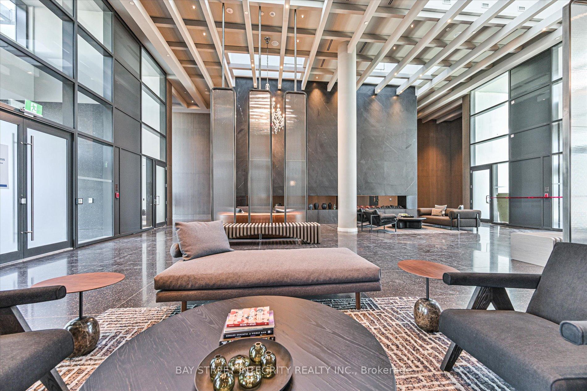 Photo 3 of Unit 2915, 28 Interchange Way, Vaughan, Vaughan Corporate Centre — HOMEH