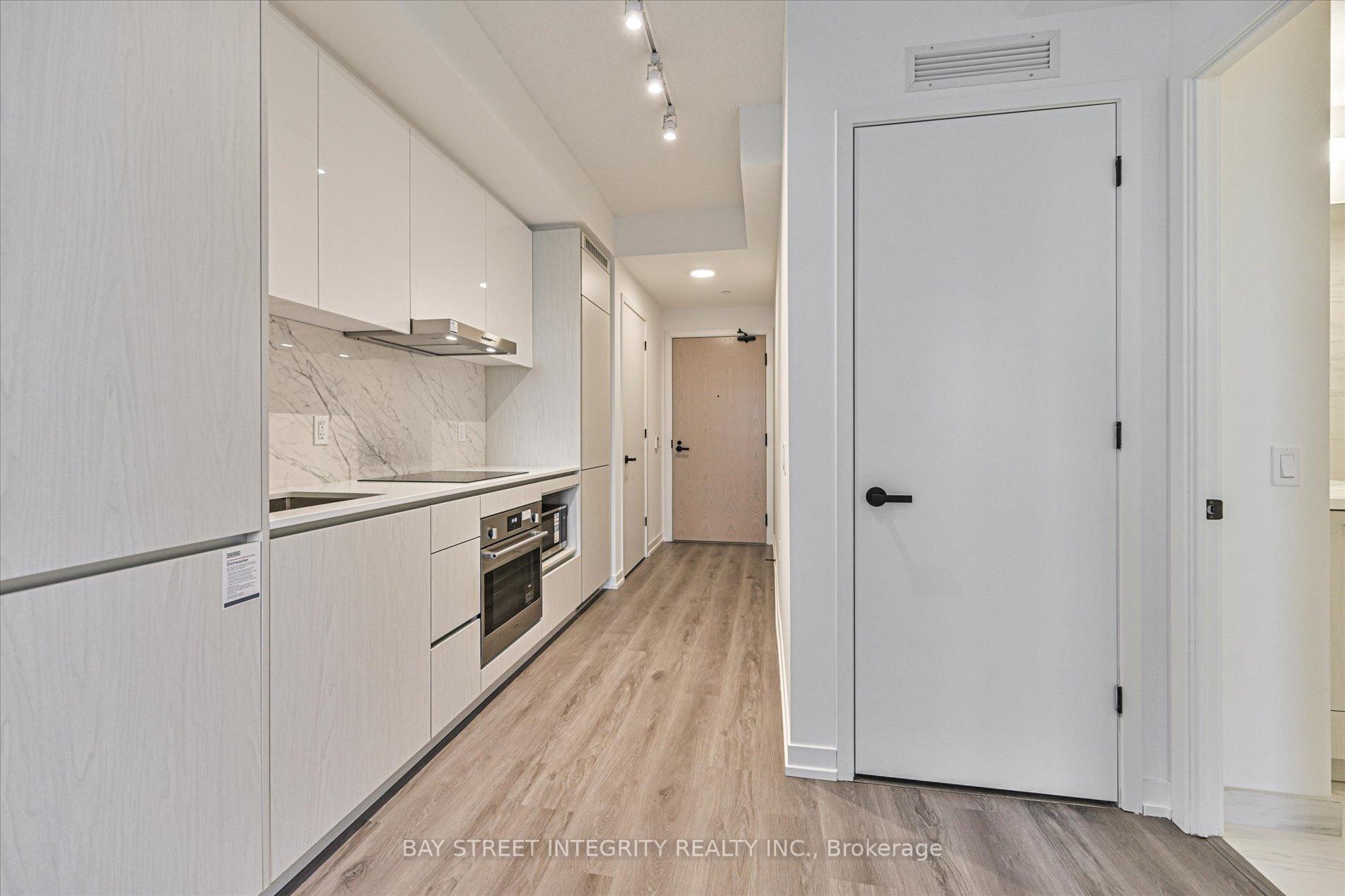 Photo 7 of Unit 2915, 28 Interchange Way, Vaughan, Vaughan Corporate Centre — HOMEH