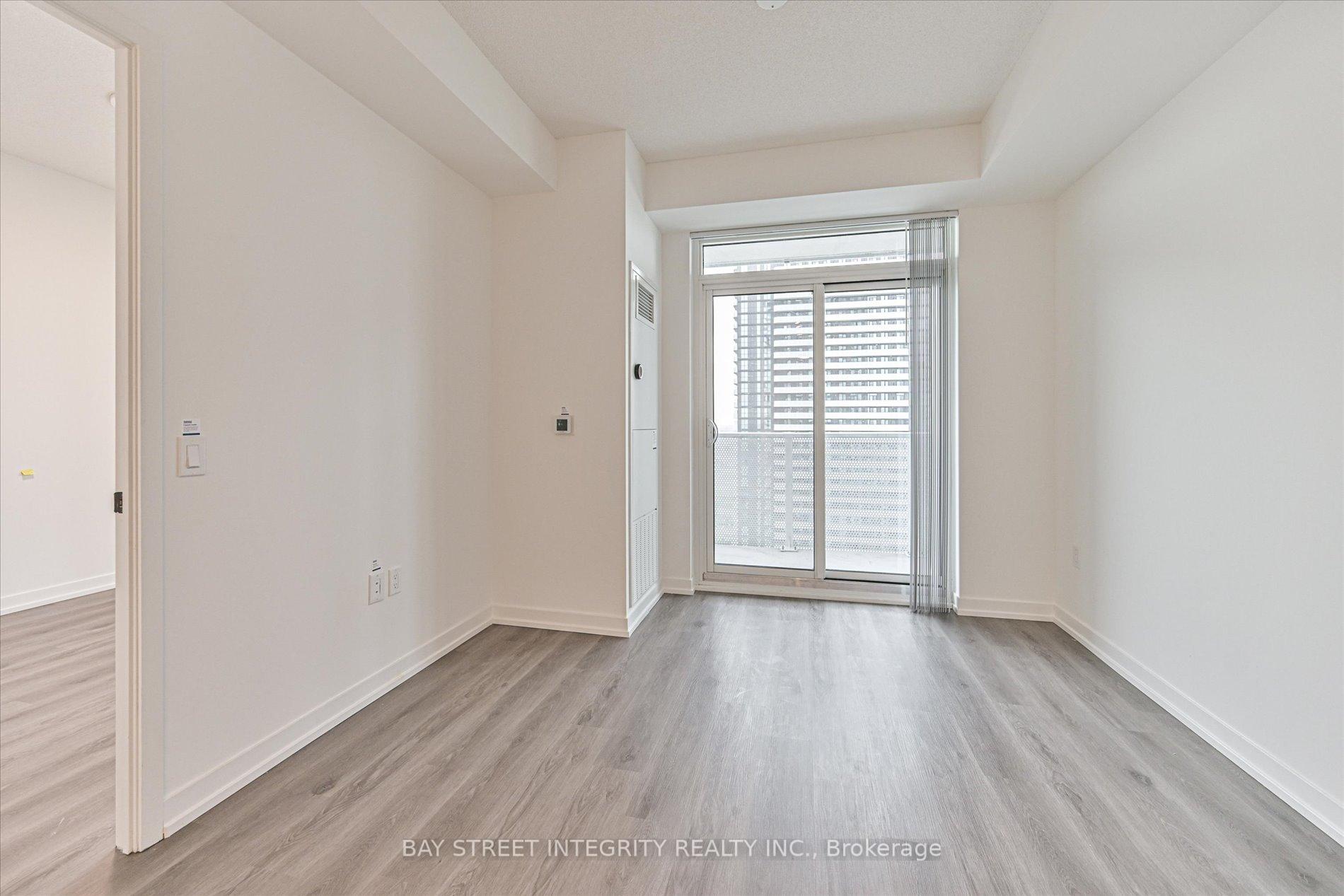Photo 10 of Unit 2915, 28 Interchange Way, Vaughan, Vaughan Corporate Centre — HOMEH