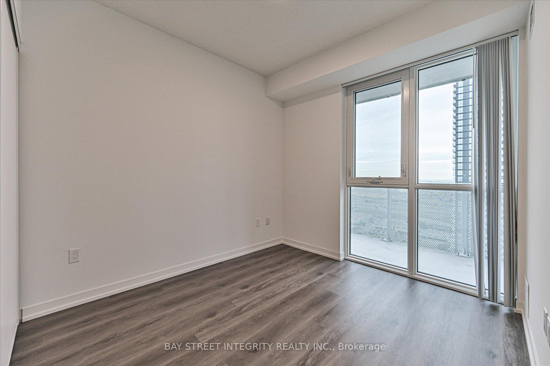 Photo 11 of Unit 2915, 28 Interchange Way, Vaughan, Vaughan Corporate Centre — HOMEH