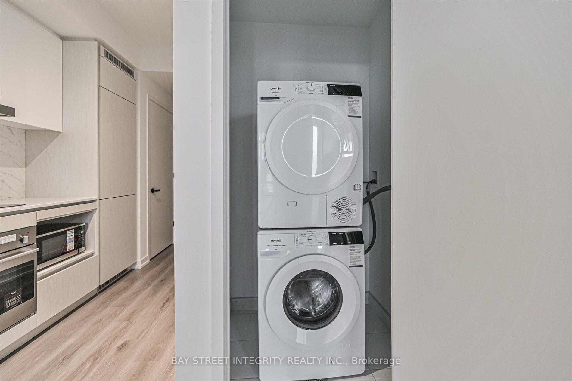 Photo 14 of Unit 2915, 28 Interchange Way, Vaughan, Vaughan Corporate Centre — HOMEH