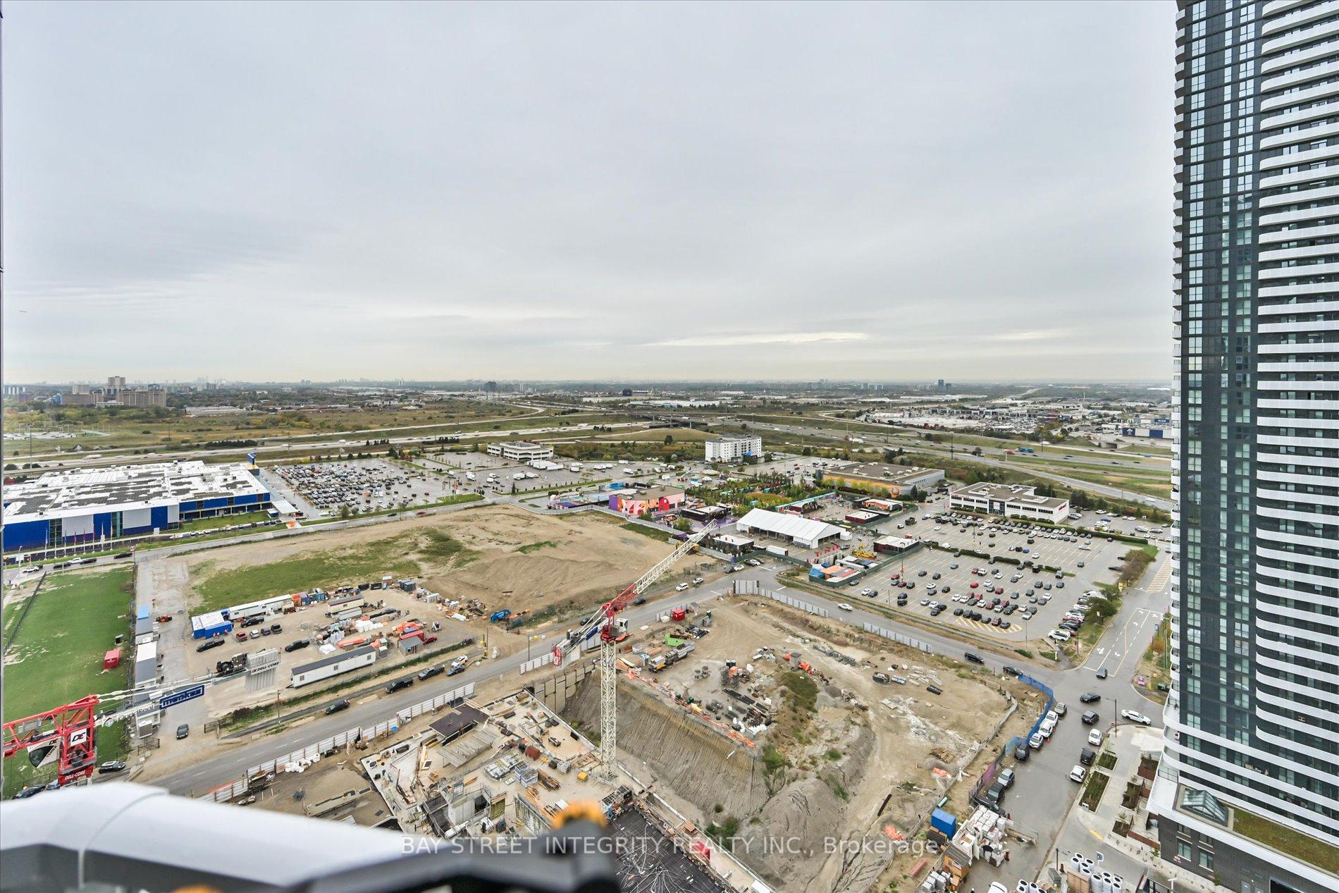 Photo 17 of Unit 2915, 28 Interchange Way, Vaughan, Vaughan Corporate Centre — HOMEH