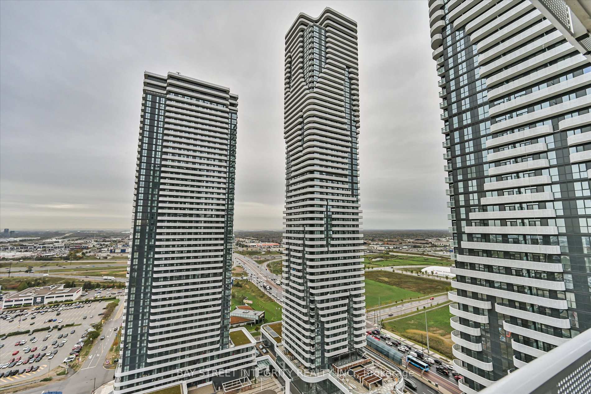 Photo 18 of Unit 2915, 28 Interchange Way, Vaughan, Vaughan Corporate Centre — HOMEH