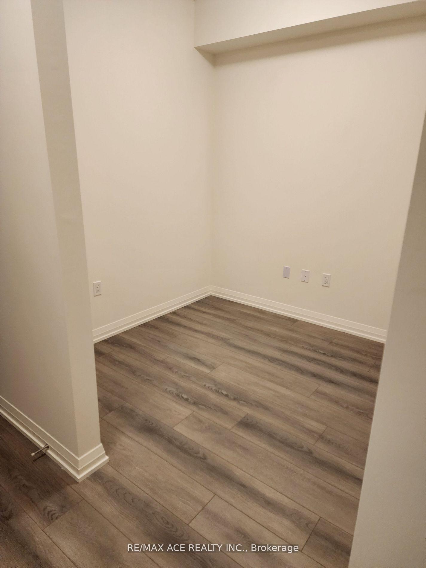 Photo 8 of Unit 1210, 9000 Jane Street E, Vaughan, Vellore Village — HOMEH