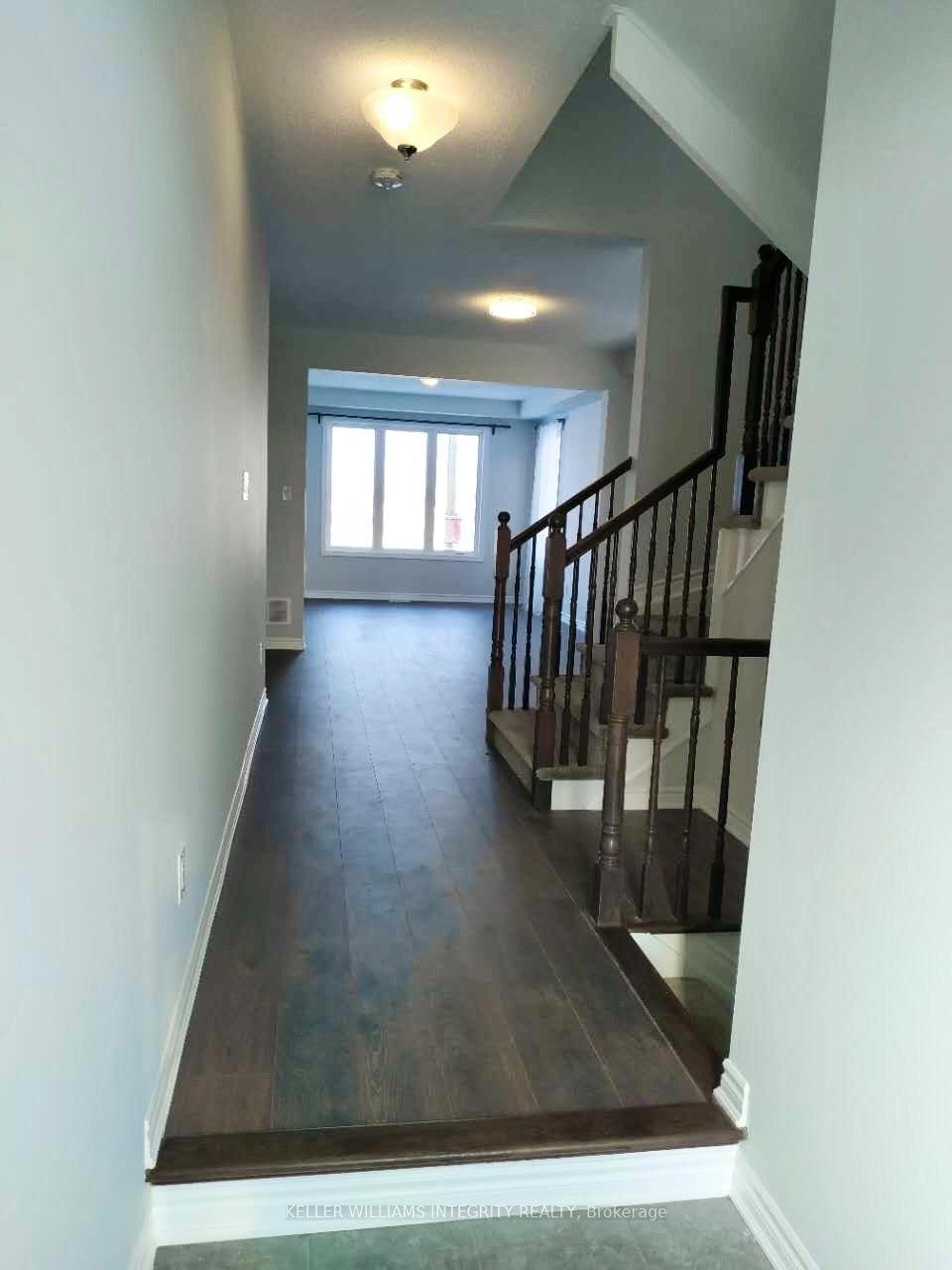 Photo 7 of 2291 Watercolours Way, Ottawa, Barrhaven - Half Moon Bay — HOMEH