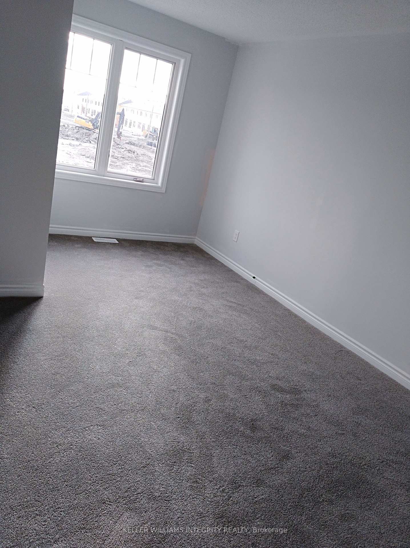 Photo 15 of 2291 Watercolours Way, Ottawa, Barrhaven - Half Moon Bay — HOMEH