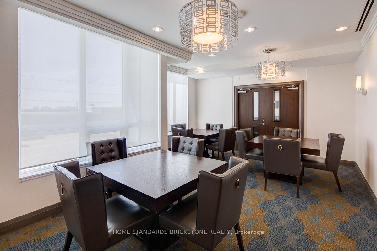 Photo 6 of Unit 2802, 7171 Yonge Street, Markham, Thornhill — HOMEH
