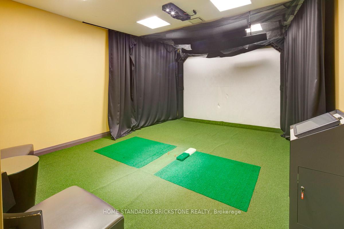 Photo 7 of Unit 2802, 7171 Yonge Street, Markham, Thornhill — HOMEH
