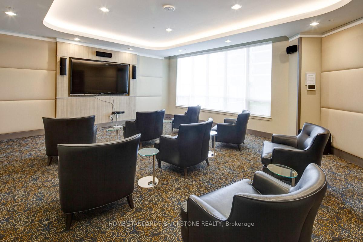 Photo 8 of Unit 2802, 7171 Yonge Street, Markham, Thornhill — HOMEH