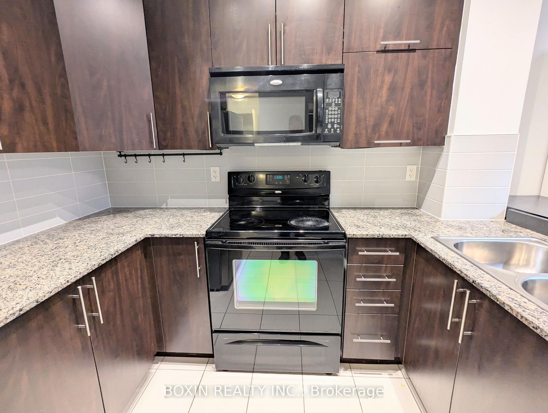 Photo 2 of Unit 701, 60 South Town Centre Boulevard, Markham, Unionville — HOMEH