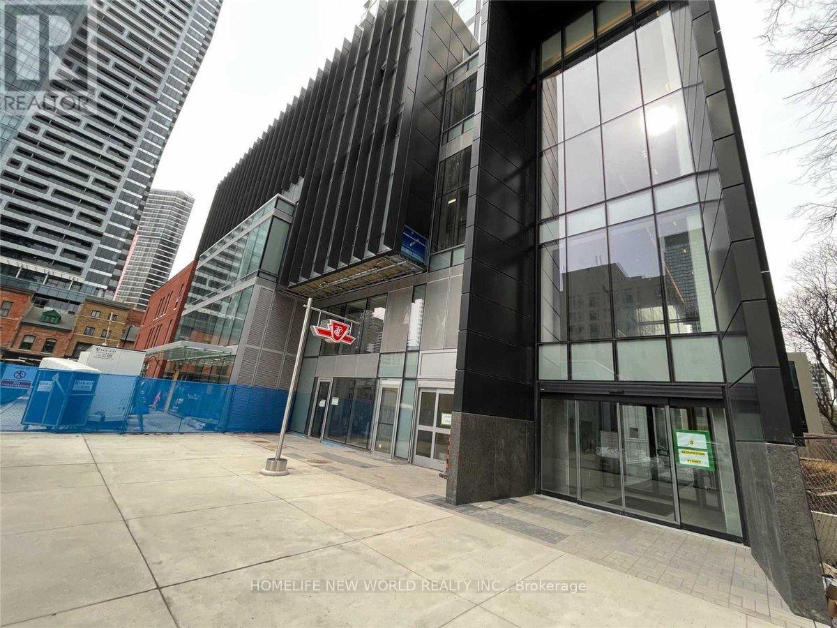 Photo 3 of Unit 2906, 3 Gloucester Street, Toronto, Church-Yonge Corridor — HOMEH